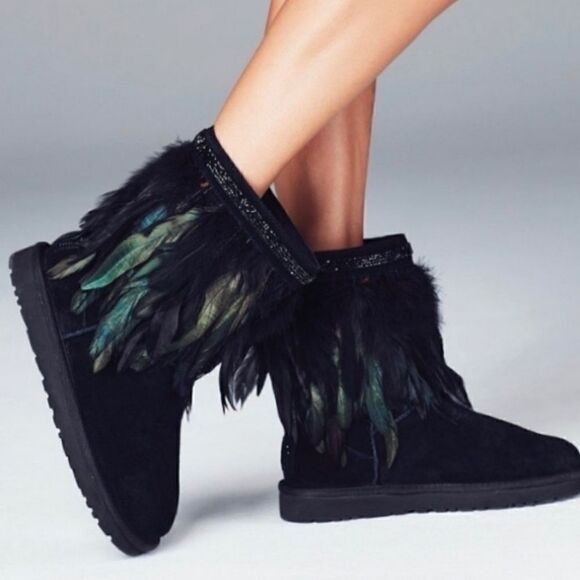 UGG Peacock Feather Swarovski Crystals Boots 6M